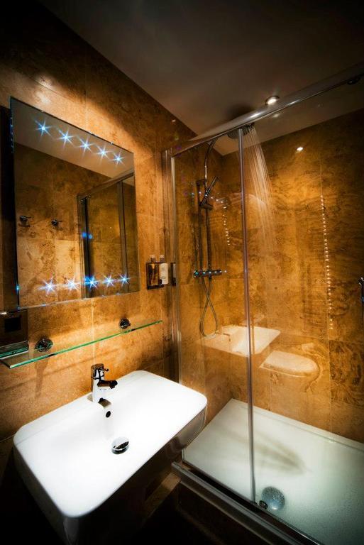 The George Inn Robertsbridge Phòng bức ảnh