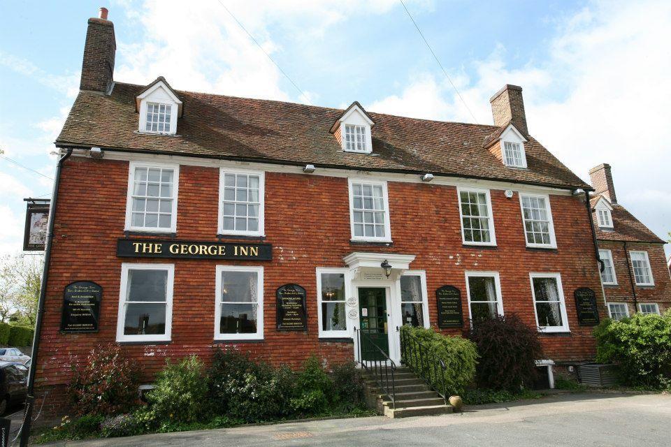 The George Inn Robertsbridge Ngoại thất bức ảnh