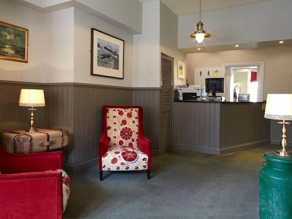 The George Inn Robertsbridge Ngoại thất bức ảnh